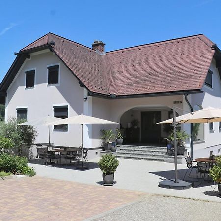 Lackenbauer Apartment Muggenau Exterior foto